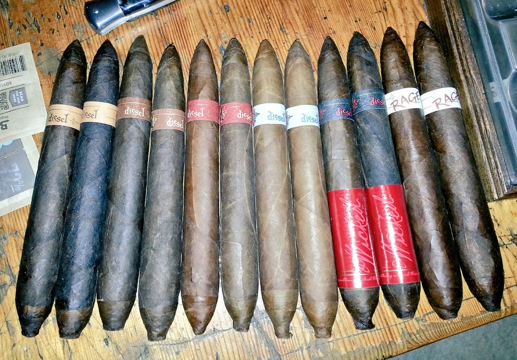 Hadawayanshite tweet media