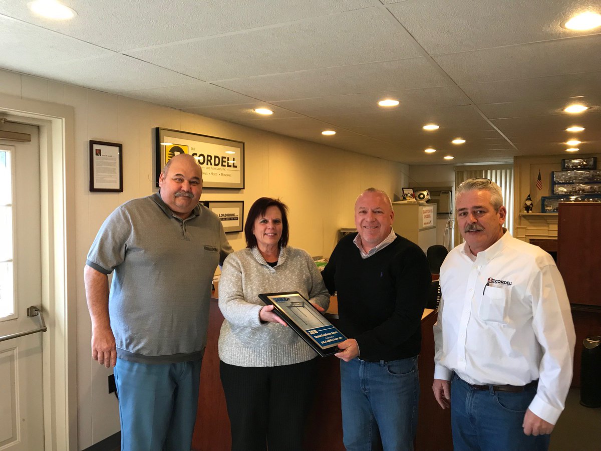Spanco_Cranes's tweet photo. Earlier today our Senior Technical Sales Support Specialist Lynn DeLong presented a 2018 Dealer Excellence Award to Steve Cordell and D.R. Cordell and Associates, Inc. #promisetoperform https://t.co/eAbV8zt9Al
