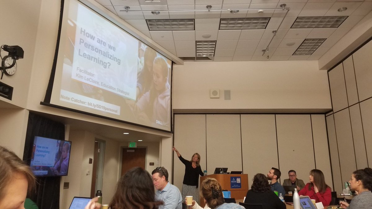 aprilmmoore's tweet photo. Session on #personalizedlearning connected with #FutureReady jobs. Thanks @KimLeClaire01 @Dell @DellEMCedu @NorthCountyPDF #SCPDF #EUHSDFutureReady https://t.co/T8K0V8RroX