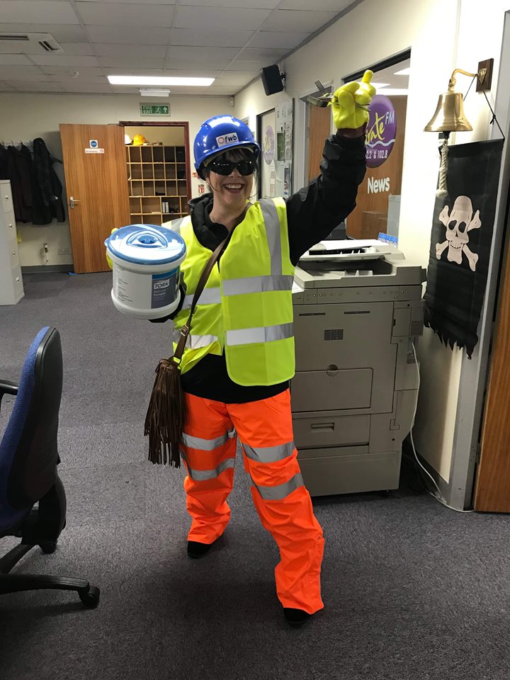 HitsCornwall's tweet photo. Cornish Claire visited the lucky @fwbproducts gang at Truro with pasties today!
This week's victorious Crib Time winners!����👑
#CribTime #Winners #FWBProducts #Cornwall #ScottTemple #PirateFM #Radio #WorkDay https://t.co/y0pJt7tVfx