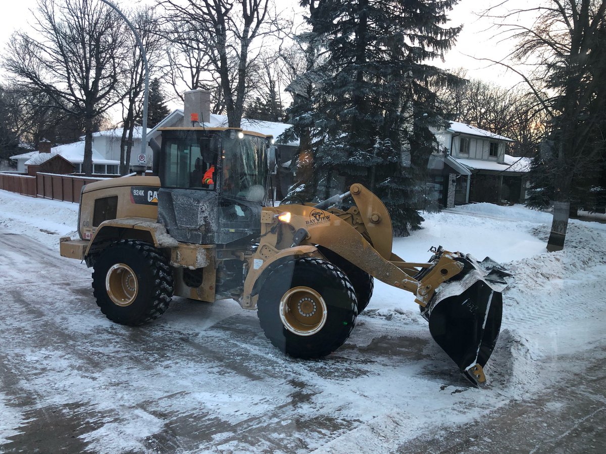 JaniceLukes's tweet photo. Winnipeg! Where we know how 2 move snow! Winding up residential plow-$millions invested in moving snow. HUGE thanks 2 @cityofwinnipeg Staff &amp; Contractors working round the clock!Yes. Some challenges but put into perspective-thousands of kms or roads,sidewalks &amp; pathways cleaned! https://t.co/pHz3peCDEI