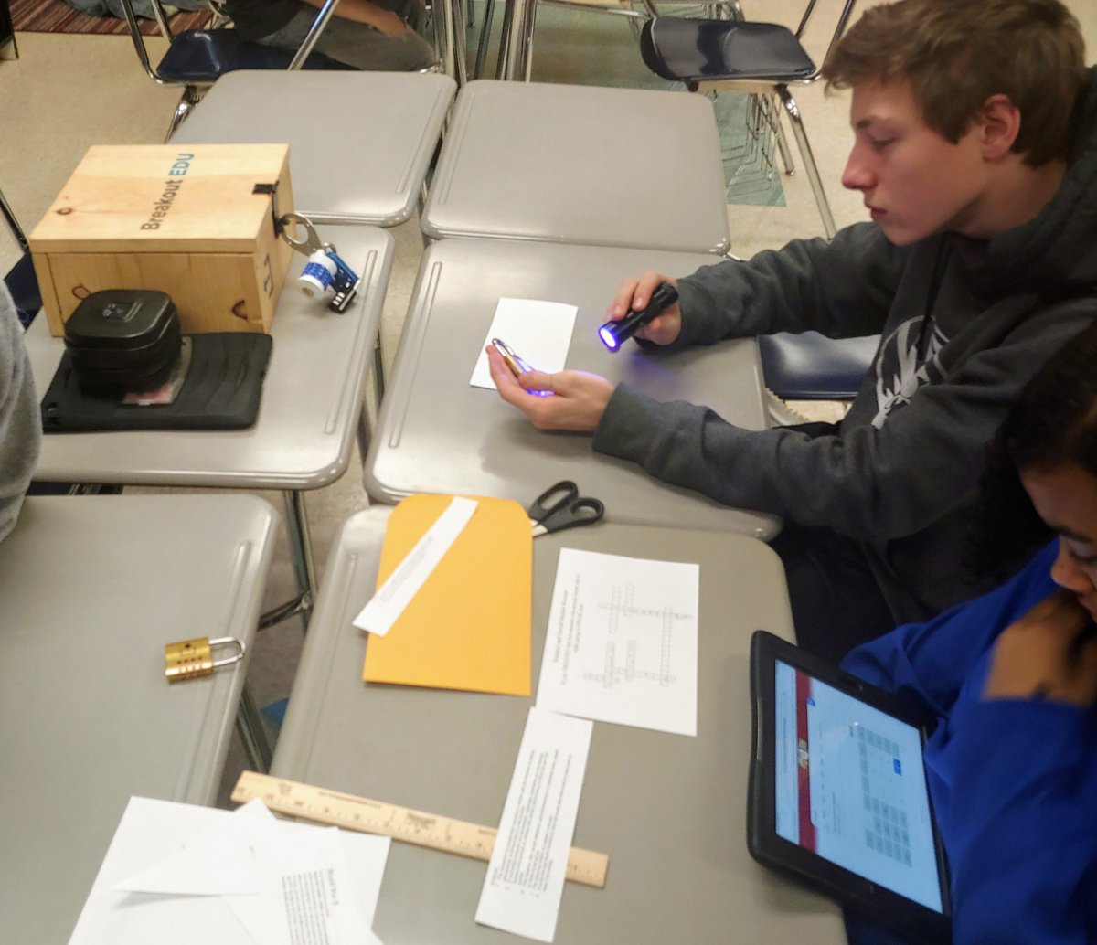 brysontravisedu's tweet photo. What are we assessing today @MS_ESSD40 ?  Perseverance, persistence, and patience are all being tested in @Mrs_Lisa_L's classroom as teams collaborate to #Breakout! #BreakoutEDU #ESSDexcels #ESMSbestyearever https://t.co/vCItTCDkcc