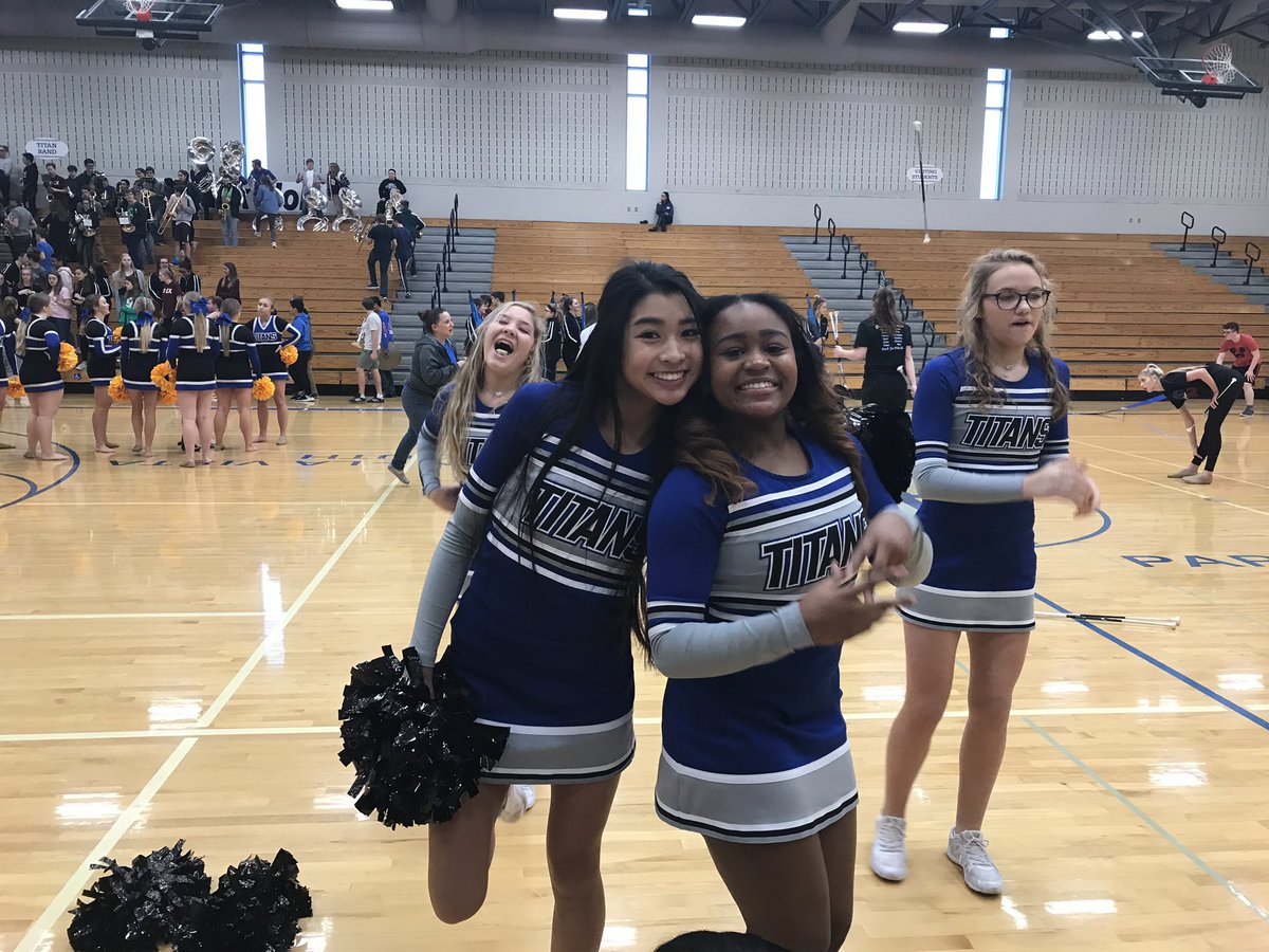 PLSJVRsvCheer's tweet photo. Pep Rally!🎀 https://t.co/AJsJxGeSPB