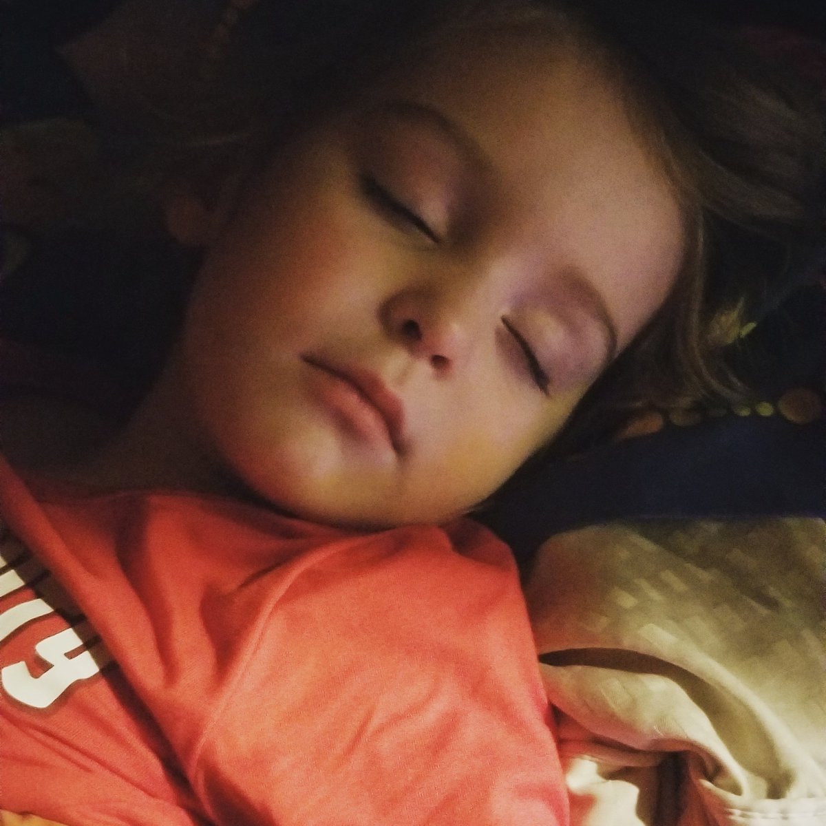 TheSaltyDog2016's tweet photo. My sleeping beauty... 😍😍😍😍😍

#sleepingbeauty #babygirl #baby #quiet #silence #sleep #sleepy #love #lovemykids https://t.co/9l9fDOW9q6