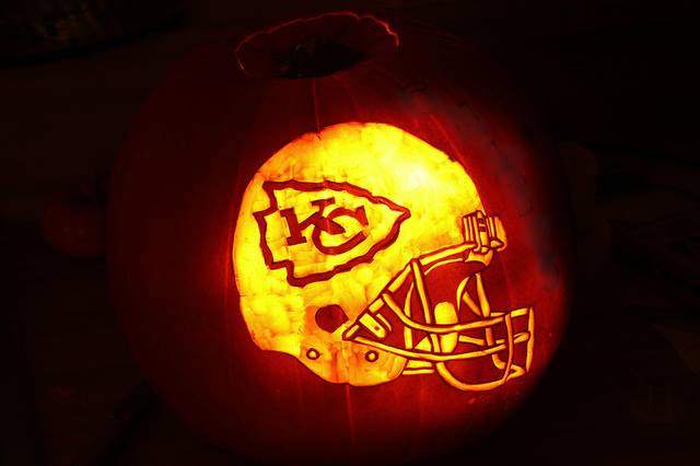 CBGeneralProp's tweet image. Cheering on the #Chiefs from #ColdwellBanker General Properties #ChiefsKingdom in #StJoeMO