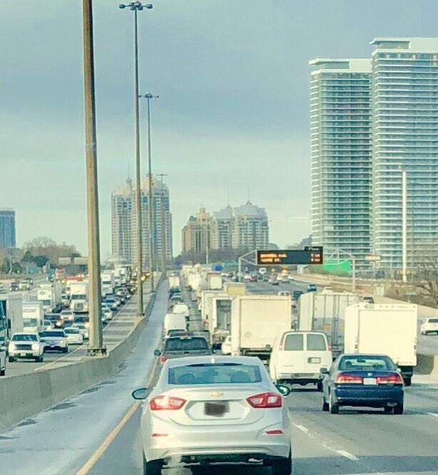 jayuthaker's tweet image. Two lanes filled with just Trucks.. life trucks.. 😛🚛
#HW401 #toronto #highway401