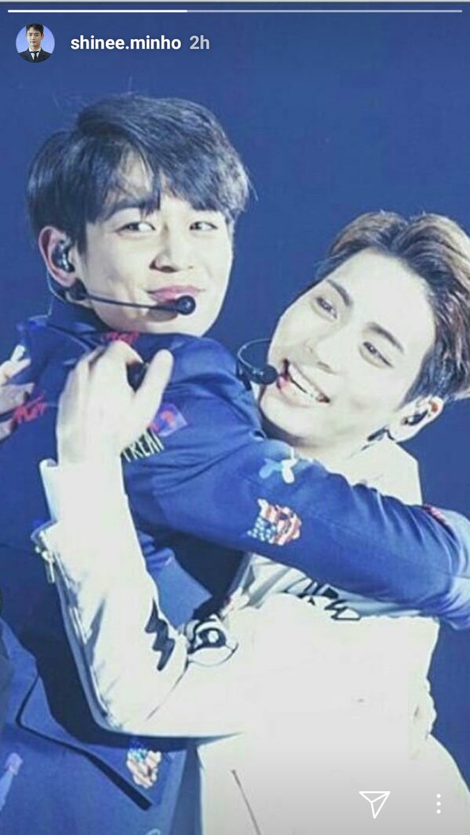 jjongiemint's tweet photo. Omg guys I'm crying. I've never met another Shawol so how is it that I feel this way. I absolutely love you guys and #SHINee
#inkisang #kpop https://t.co/9bJBDegQha