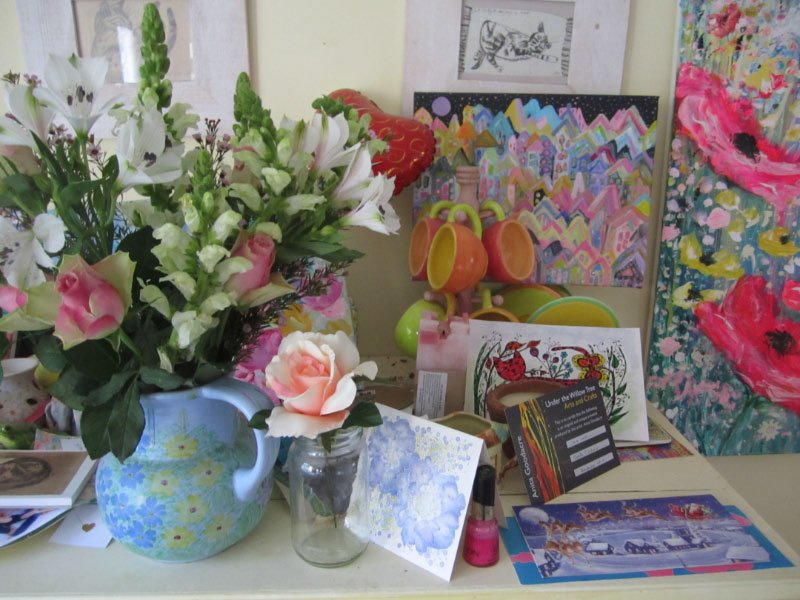 jenny_hare's tweet photo. A corner of my studio - untidy I know but I thought you might enjoy the colours - maybe a painting? - though doubt I could improve on the photo as it is!
#jennyhare #affordableart #originalart #art #interiors #colour #bbcnews #westwales https://t.co/gLg2U0g9rX