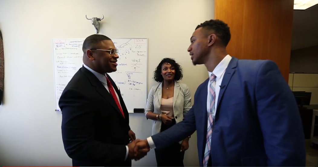 Bank of America Invests in VSU Students!
youtube.com/watch?v=WD9bIV…