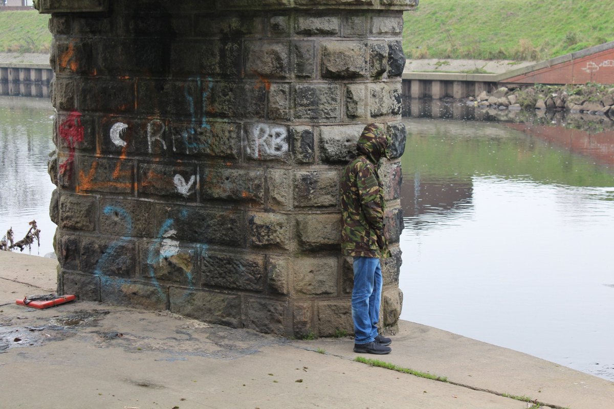 we have just released this very appropiate track ,please share everywhere and of course buy it lol , written and performed by Jonesy an X Infantryman , takes on the absolutly disgusting way x miltary are treated all around the world 
drjohnsurgeryrecords.bandcamp.com/track/virtuall…