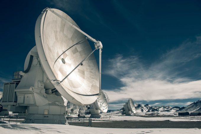 almaobs's tweet photo. How can astronomers use ALMA📡 for their research? For each observation cycle we announce a call for proposals, which are later assessed by a panel of experts to define the selected projects. In 2019, we are launching #Cycle7.
👉 https://t.co/6ivu2Hc3QP https://t.co/qTJAR1PZ5f