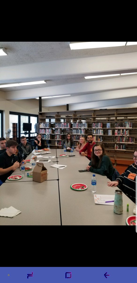 GearUp_Parma's tweet photo. Thanks to all the PCSD alumni who came back and talked to seniors about their experiences in college. Seniors across the district at all three high schools really enjoyed your tips, stories, and advice for college!
#collegenowgc #college411 #pcsd #GearUpWorks #StayPositive https://t.co/kK0zJEHvqa