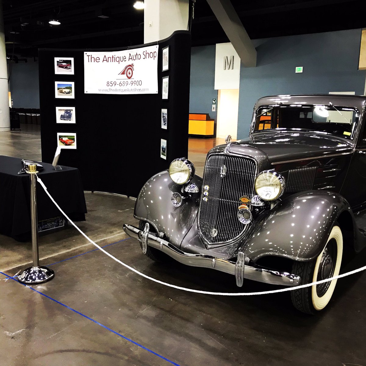 antique_auto's tweet photo. It starts today! We will be there all weekend, visit us at our booth! #cavalcadeofcustoms #koicavalcade #cincinnati https://t.co/NRxO4Hf1ah