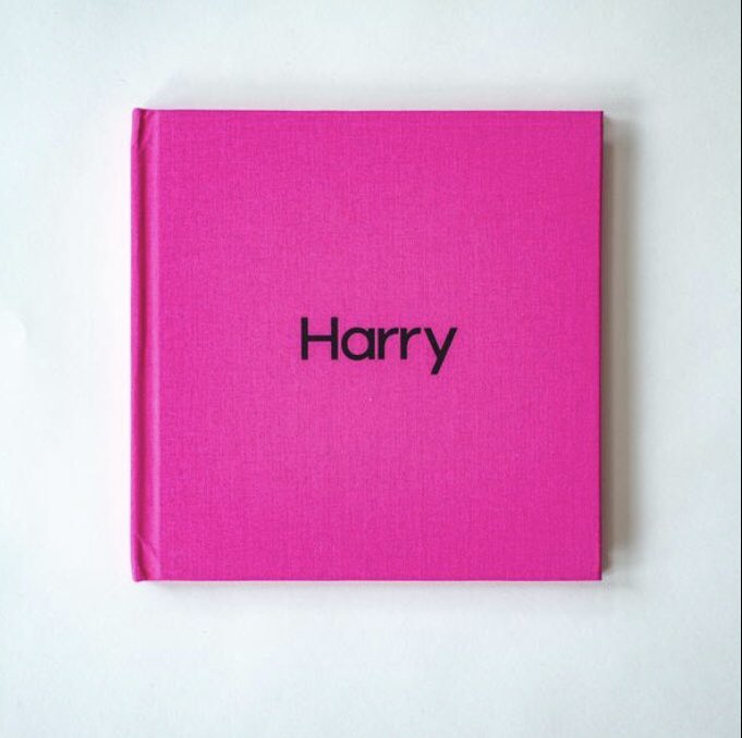 ✨HUGE HARRY STYLES BIRTHDAY GIVEAWAY✨
🎈Collab w/ @popoffstyles 
🎈5 merch items (see tweet below)
🎈RT to enter
🎈MUST follow both accounts AND reply to tweet below w/ how Harry has positively impacted your life
🎈Winner to be picked at random on Harry’s birthday, February 1st