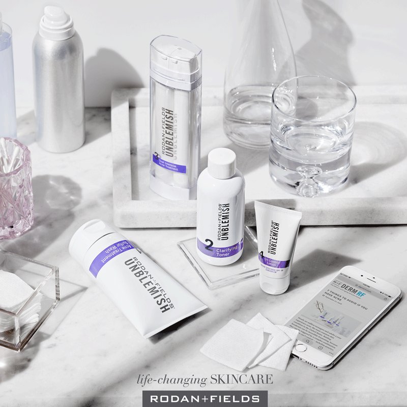 RodanFieldsHQ's tweet photo. Here's our list of 7 things worth avoiding to be #acne-free in 2019: https://t.co/n1MocBcCST. #DermRF https://t.co/1DulqngnmS