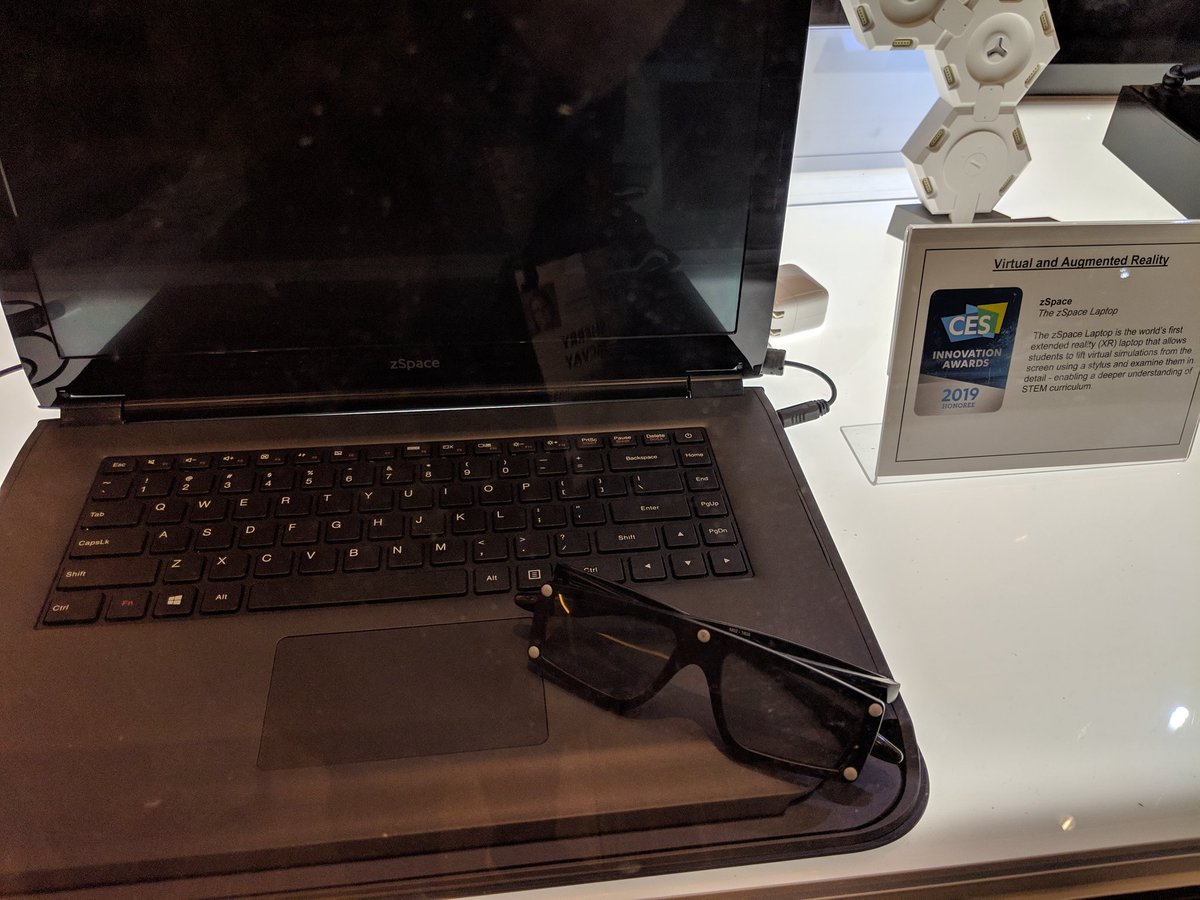 smcvay's tweet photo. Zspace moves to a laptop #CES2019 https://t.co/bb7xvRL3QH