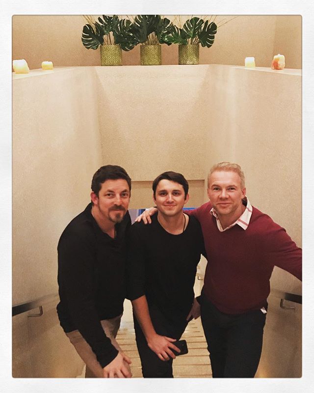 OlliePhillips11's tweet photo. An incredible session with these two heroes #AndyMack & #DuranMack down @hotelcaferoyal and the @akasha_massage_spa_ #BoneSetting and sorting my back out a treat https://t.co/t2LA8IjYQm https://t.co/FxvyJaxl9b