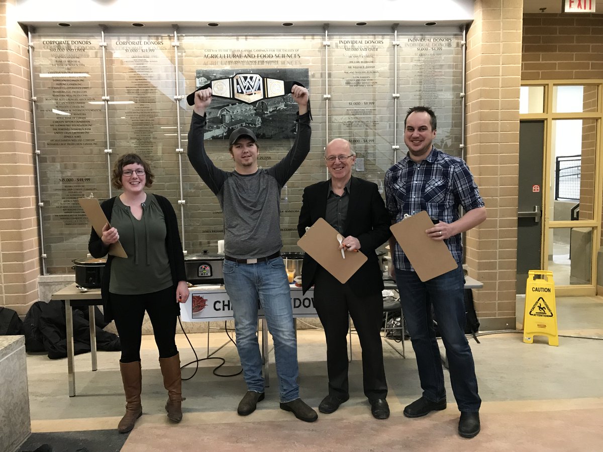 A day late but important news! Hoedown Week Chili Smackdown judges were impressed by Shawn Williment's creation "Willie's Chili". Even better, $325 was raised plus $900 from FASO auction = $1225 to Siloam Mission! @ShawnWilliment <a href="/umanitoba/">University of Manitoba</a> <a href="/SiloamMission/">Siloam Mission</a> <a href="/UM_FASO/">U of M Aggies</a> <a href="/UManAlumni/">University of Manitoba Alumni</a>