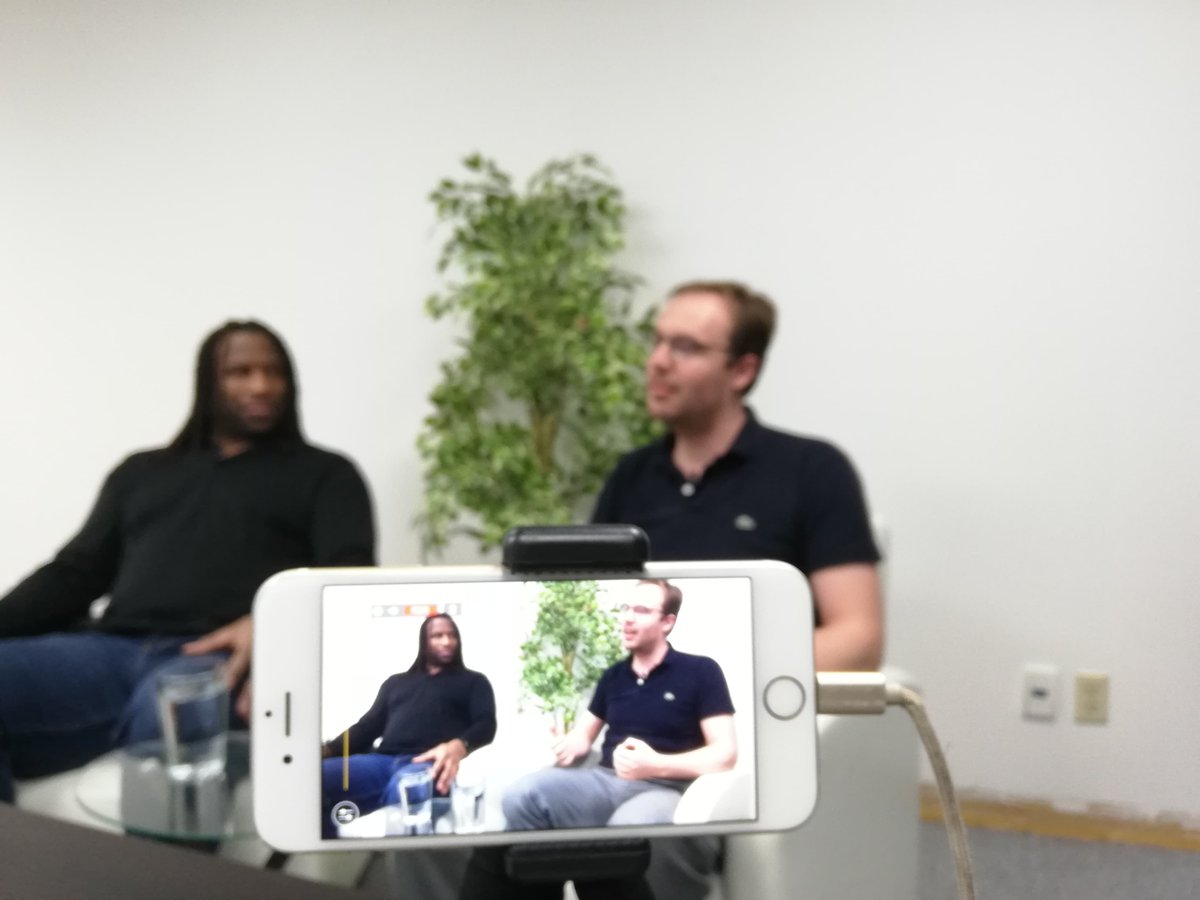 LeGarageCo's tweet photo. 🎥 FACEBOOK LIVE 🎥
Le troisième épisode de Open Wallet avec @hardbaconca et @JulienBraultPro va interviewer @GeorgesLaraque Assister au LIVE --> https://t.co/8wgxuL0s6v https://t.co/sM31Du9HvV