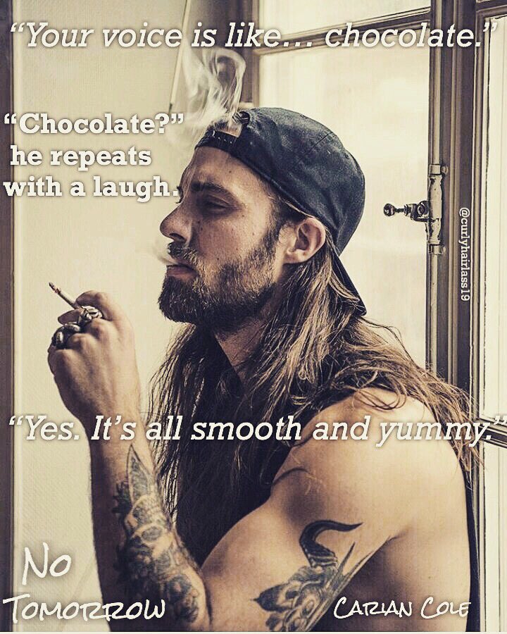 korrieskorner's tweet photo. Sigh..Blue. I fell just as hard for him as Piper did. #NoTomorrow by @CarianCole dominated my 2018 reads. If you havenโt read this amazing book yet then get on this!! #topreads2018 #favoriteauthor #angsty #darkandtwisty #mentalillnessawareness #longhairedmen #tattooedmen โฅ๏ธ๐๐ฅ https://t.co/MYFPJy4Hzx