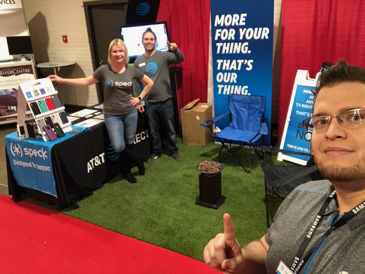 #AttMobileEvents Here at the #Sportsmen'sShow in the #RiverCenter #StPaulMN partnering with <a href="/LeannaGrimm/">Leanna Grimm</a> from <a href="/speckproducts/">SPECK</a> and EE @Dietsch41 <a href="/RafaelLopezFlo3/">Rafael Lopez Flores</a> to provide a World Class Experience @brianjshay <a href="/fjdevereux/">Fred Devereux</a> <a href="/shawnglinski/">Shawn Glinski</a> <a href="/bpeterson407/">Bryce Peterson</a>  @BrianWest_NP  <a href="/SamCoonMNP/">Sam Coon</a>