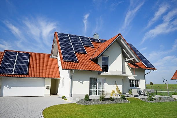 EcoMarkSolar's tweet photo. Solar panels are almost 99% cheaper today than they were in 1977. 

#FastFact https://t.co/j0tkuznVkd