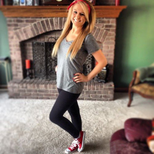 babesinchucks's tweet photo. 🔥🔥🔥⠀
—-⠀
#allstar #chucksfirst #chucktaylor #classic #converse #foreverchucks #lifestyle #conversgirl #conversewomen #urban #kicks #InstaKicks #BabesInChucks #GirlsInChucks https://t.co/E5bXuzxUPC