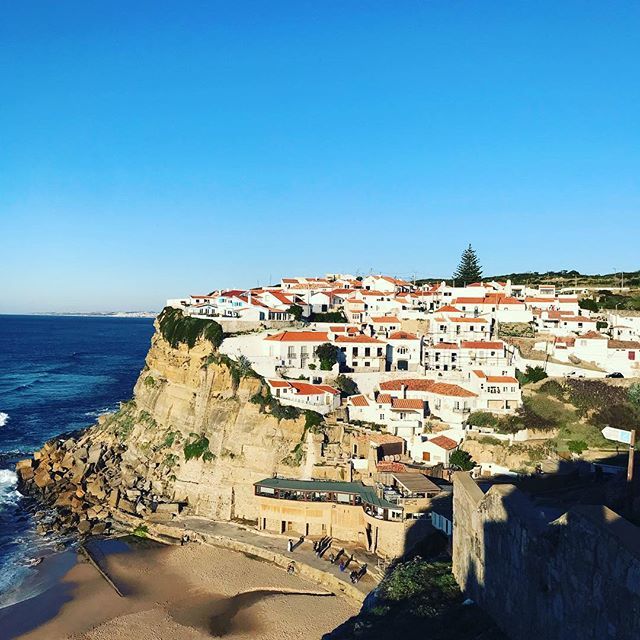 sailside's tweet image. Imagine getting to know this shore in a stylish yacht! Wouldnt it be amazing?
Contact us through bit.ly/2tuuTEL

Imagine visitar esta costa, de Cascais às Azenhas do Mar num barco confortável e elegante. Parece um sonho tornado realidade!
Contacte-nos através de …