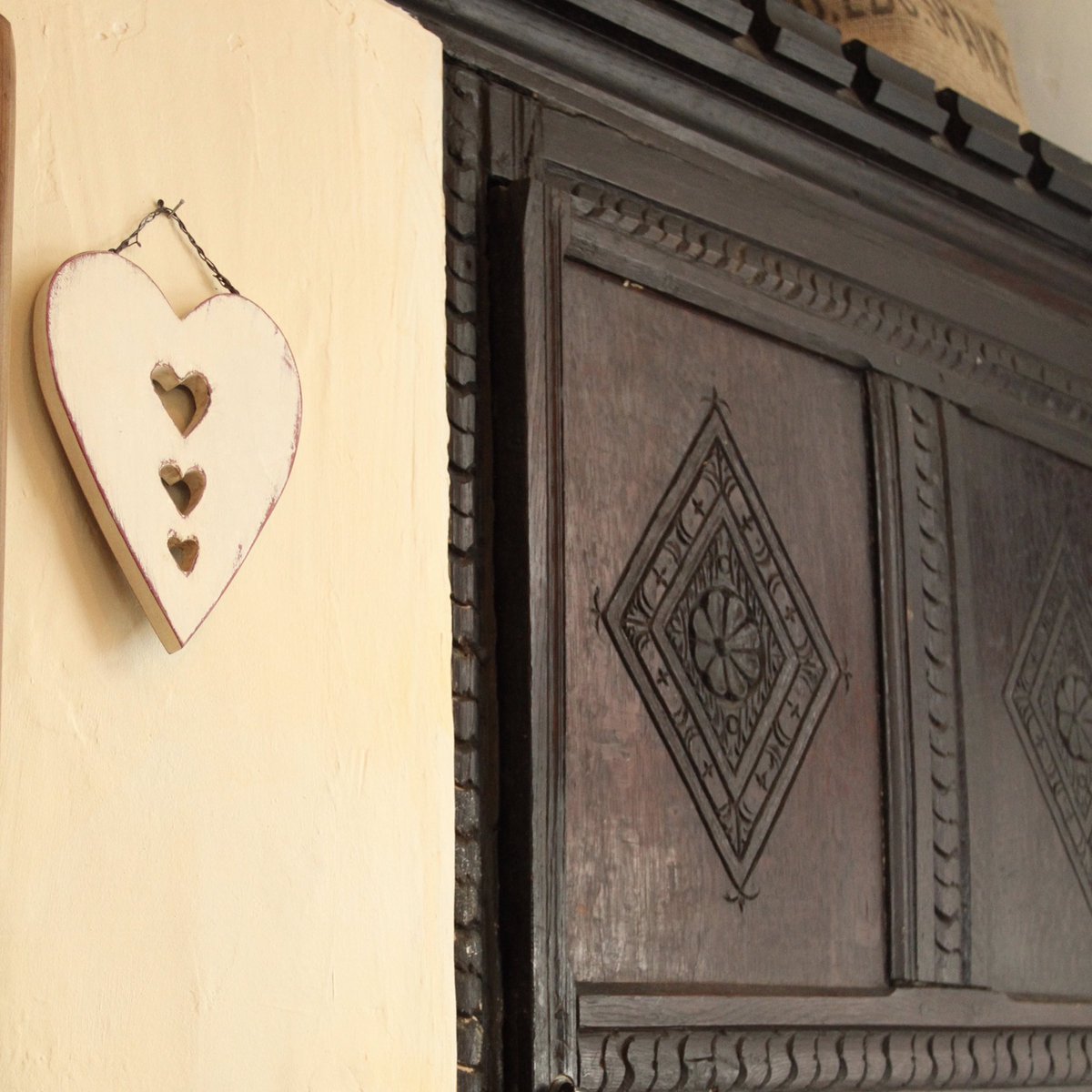 Not long now! Mark Allwright from BBC ‘s The One Show takes on the chocolate challenge at Cafe Au Chocolat in Tewkesbury, the one we worked on a few years ago ... giddy kippers 🤣