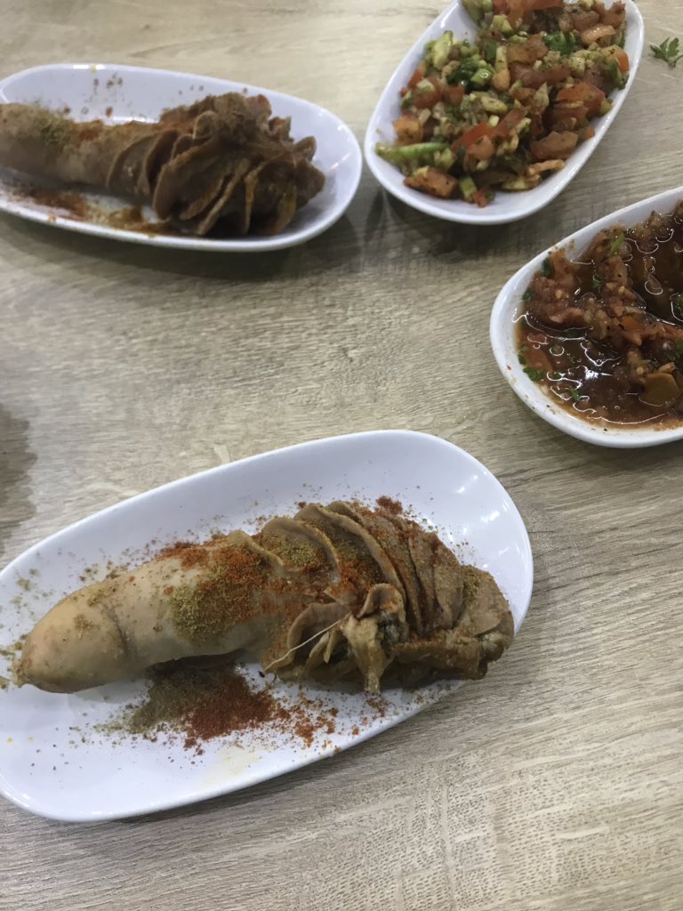 rustemmderyaa's tweet photo. Alkol öncesi ordörv tabağı😂 https://t.co/aSmn88lf6i