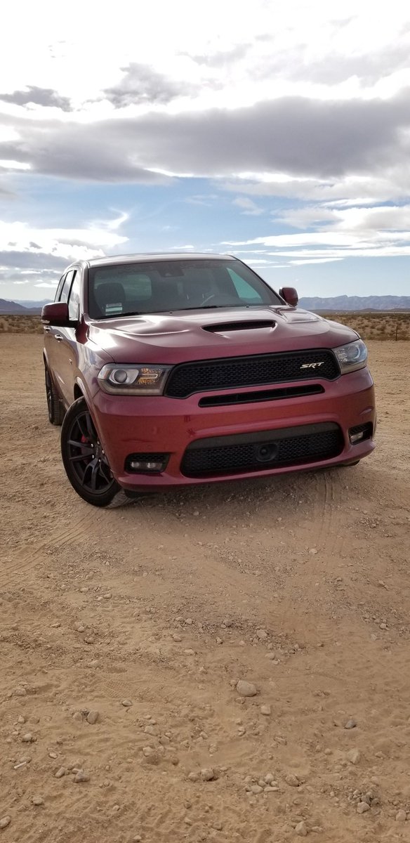 SWEEETSRTBEE's tweet photo. @Dodge #FrontEndFriday #ThatsMyDodge #SRTDurango #sexybeast https://t.co/YQ0DONt3S6
