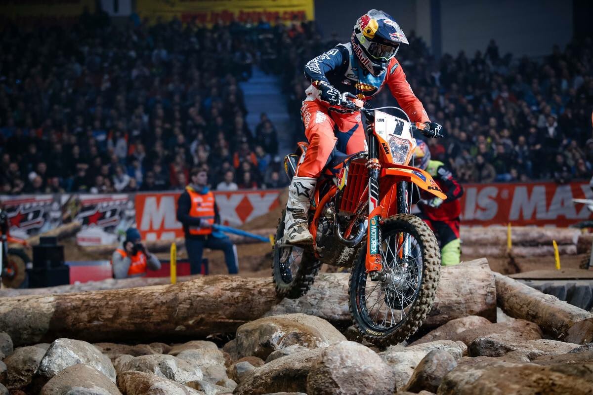Motion_Pro's tweet image. Motion Pro riders continue to dominate the @superenduro_maxxis Championship!

@ktmfactoryracing Rider @codywebb2 claimed the overall victory at Round 2 in Germany while @rockstarhusky rider @coltonhaaker rode consistently for 3rd overall!

#MotionPro #BuildingChampions #Enduro