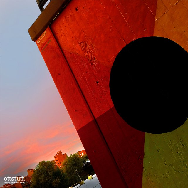 ottstuff_'s tweet photo. #OTTSTUFF: "Colores en el Viento". Pieza pintada a finales del verano pasado para el Programa @Es_pabila de @Leonjoven (España). Más información: https://t.co/pyRbcvzauO https://t.co/FZw1oK1Rd1 #urbanart #streetart #colors https://t.co/Zuz7zMzPIs