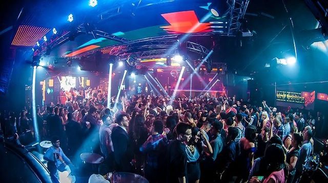 #CLUBDV8 tweet media