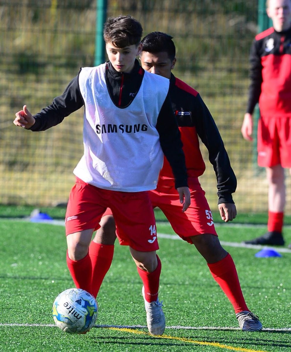 roger_blazquez's tweet photo. Success comes from perseverance...⚽️ https://t.co/fuo18ZDZru