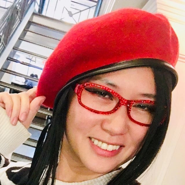 the_Squirrelz's tweet photo. I love cool frames without actual lenses in it. 😆 #Beadazzle the heck out of this one! .
.
.
#bunny #diyframe #upcycle #recycle #sustainable #fashion #fashiontips #sustainability #bunnystip #redhat #asiangirl #blackhair #blackandred #fashiontips #sty… https://t.co/UWP3yN39mZ https://t.co/Nn0x3pPdIU