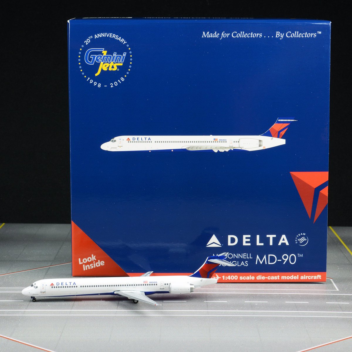 GeminiJets Delta Air Lines MD-90 N904DA 1:400 Scale Diecast Model Airplane GJDAL1798