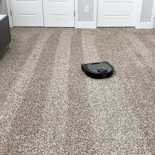 schmanke's tweet image. My #ces2019 is cleaning up... See what I did there 😁, massive HUGE thanks and shout-out to @neatorobotics for sponsoring me this year and I can&apos;t wait to show you all the good stuff, fresh new vids dropping soon on #authentech. .
#CES #neatod7 #Neato… bit.ly/2HahfgQ