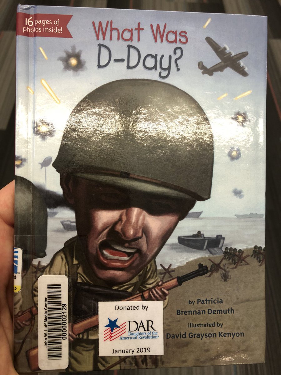 LuffLMC's tweet photo. The Luff LMC received a generous donation of books from the Daughters of the American Revolution today.  Lots of new nonfiction geared toward our 4th/5th graders, and a few others we needed.  We said thank you with a 3D printed DAR Logo! @lufflions #LuffPride #ISDStrong https://t.co/Knz3il07b4