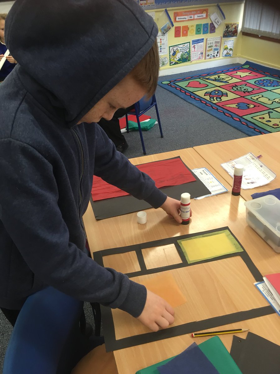MrsDunsmoreBPS's tweet photo. Class 1 learned about Renne Macintosh and tried their own picture in his style. https://t.co/XRvoMxALZW