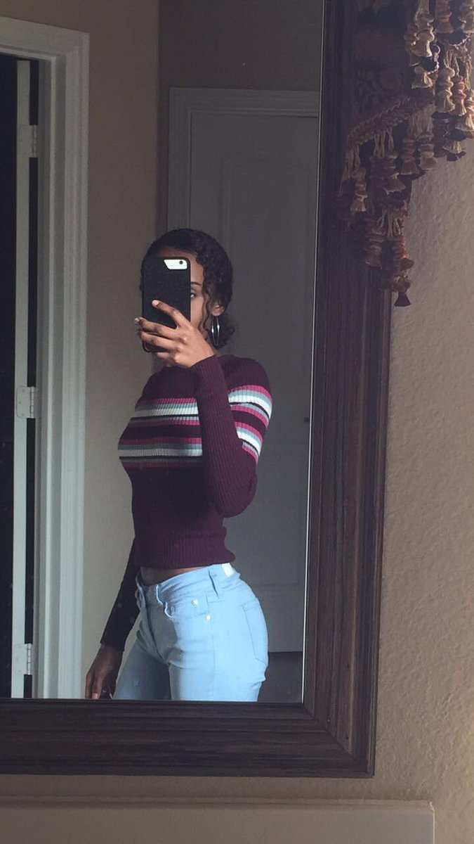 lilmamaru's tweet photo. hey bitches, I’m back https://t.co/KO6gr7SxuK
