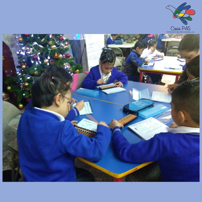casapasmx's tweet photo. Felices de ver a nuestros niños desarrollando habilidades de atención, concentración y disciplina con el ábaco japonés, también llamado "Sorobán". Este sistema apoya en el calculo mental y aritmético. #CasaPAS #Ayudanosavolar #vuelaconnosotros #unete https://t.co/Nji7Q5eZp7
