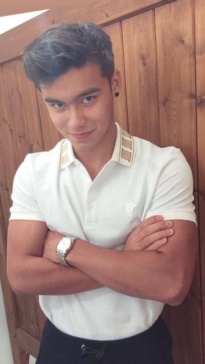 baileymay's tweet photo. I’m watching you 😍 https://t.co/lI8G7tA9rq