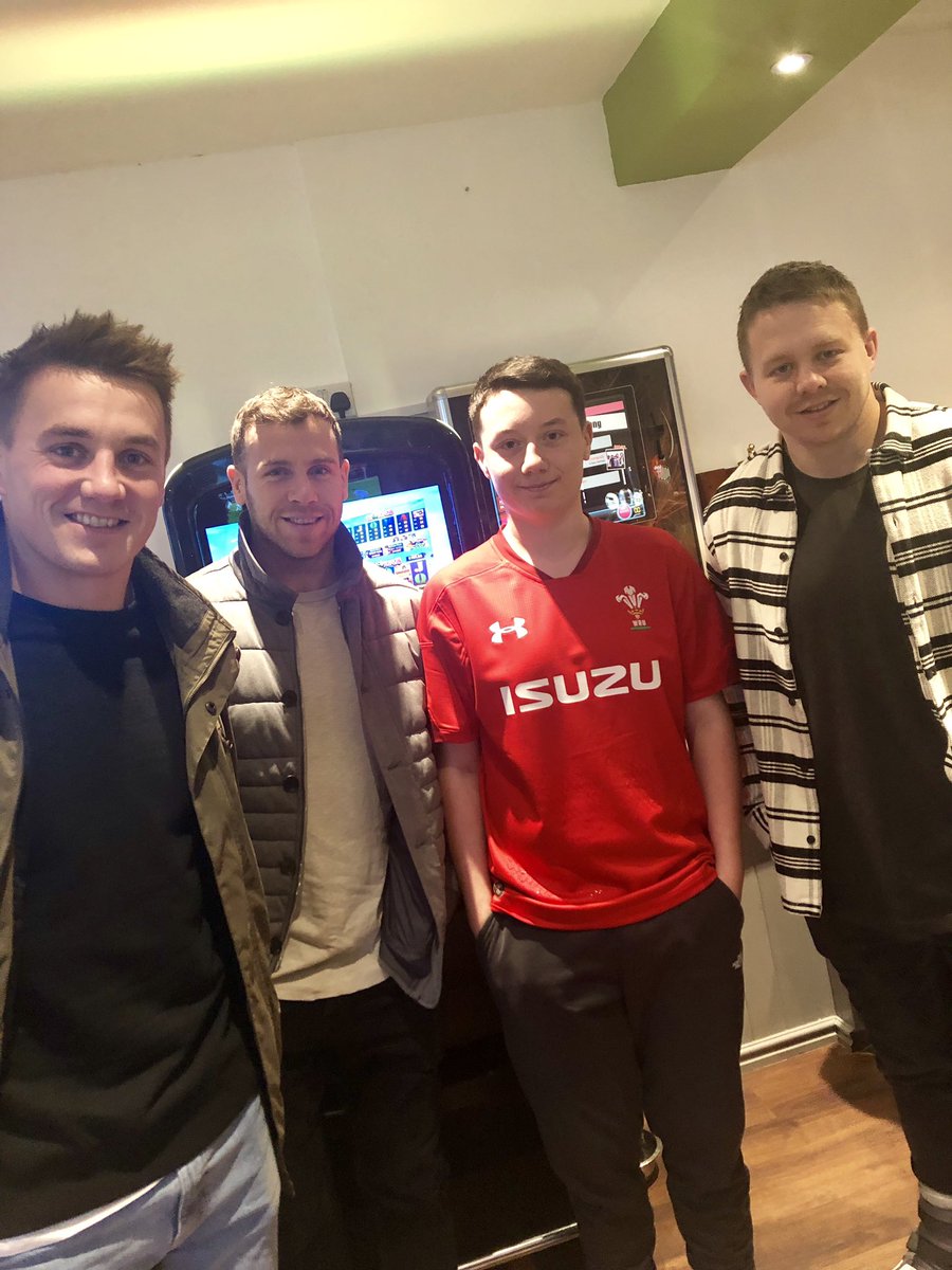 <a href="/AngelBarGrill/">Angel Bar & Grill</a> great to see the welsh lads at our local. Callum was well happy.