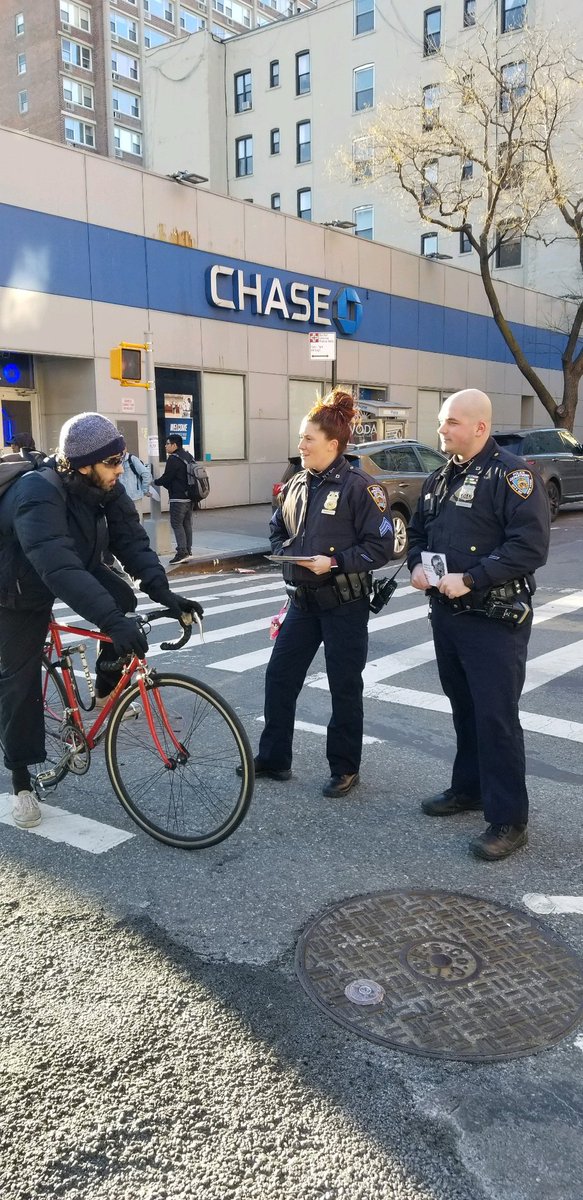NYPD13Pct's tweet photo. Slow it down on your brisk commute, look both ways walking home in your boots! #educatingthecommunity
#slowdown #VisionZero #usethecrosswalk #sectorA #traffic https://t.co/vEeVvvCnrF