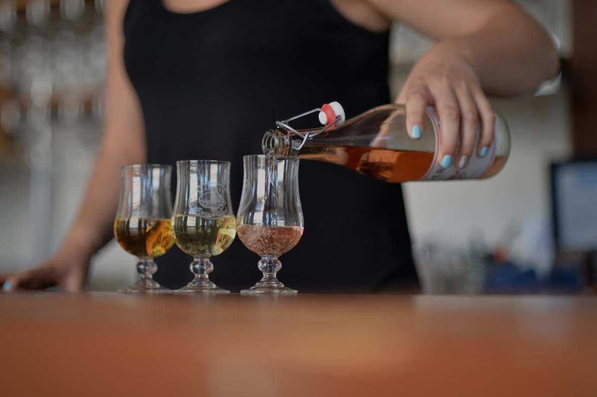 cowichantourism's tweet photo. Do you have a favourite local cidery? Here are 7 cideries to visit on your next trip to Vancouver Island, according to @gadventures​. See the list > https://t.co/1xbdJuGbCv
#ExploreCowichan #exploreVI https://t.co/vrL879KMhH