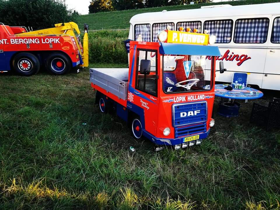 OnlyWayIsDutch's tweet photo. Retirement project has been found!! #findmeintheshed https://t.co/c4qL2dVkRd