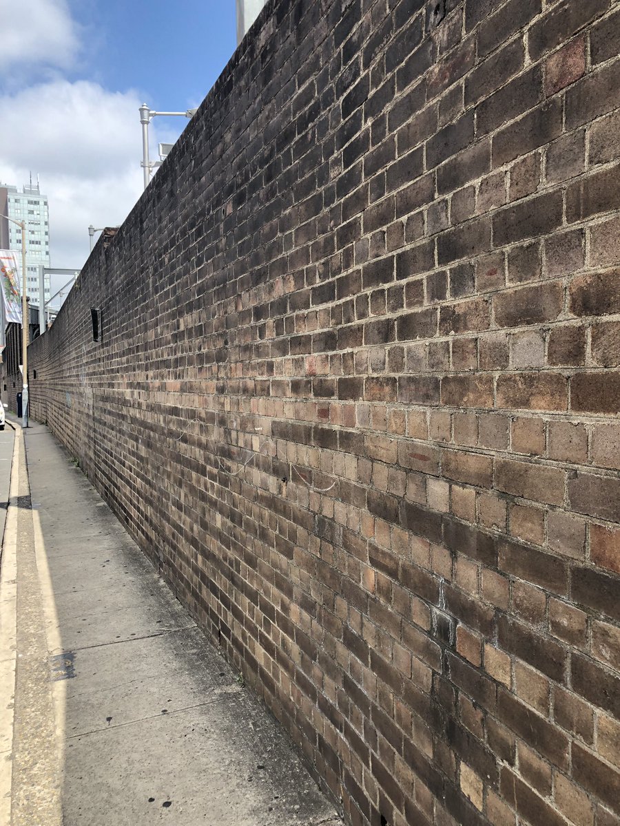 The marvels of Sydney’s railway brickwork. Burwood; A century + standing, tough urban environment, supporting operating Main Western Line, yet no movement, no cracks, no expansion joints. 
Really built to last #publicsydney