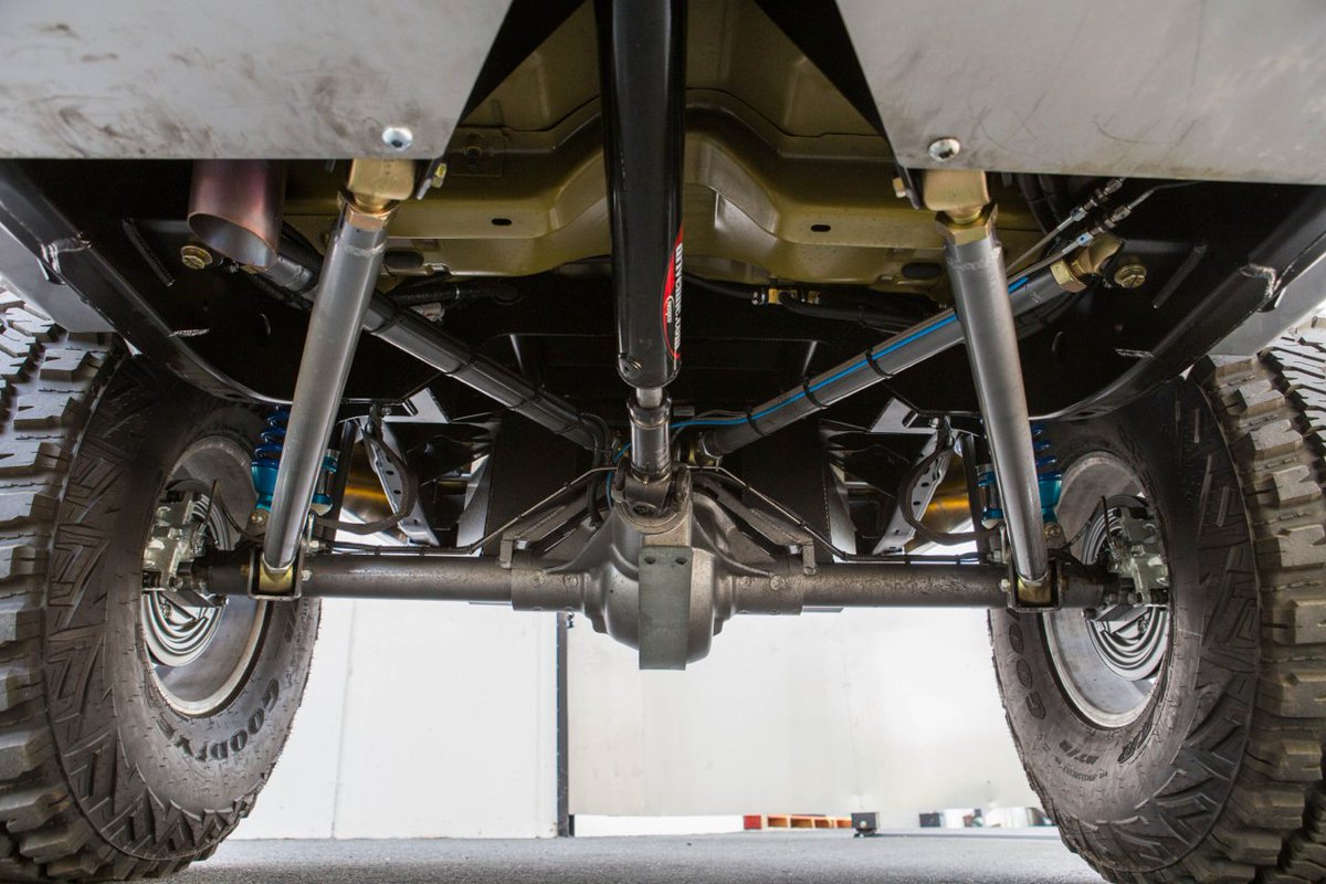 genrightoffroad's tweet photo. 4-link Double Triangulated Suspension.  Yes, we make those. 
#GenRightOffroad #suspension #jeeplife #jeepfamily #jeep #jeepfamilyforlife #JeepMafia #offroad #madeinusa #getoffroad #olllllllo https://t.co/EEBpHjWPbk