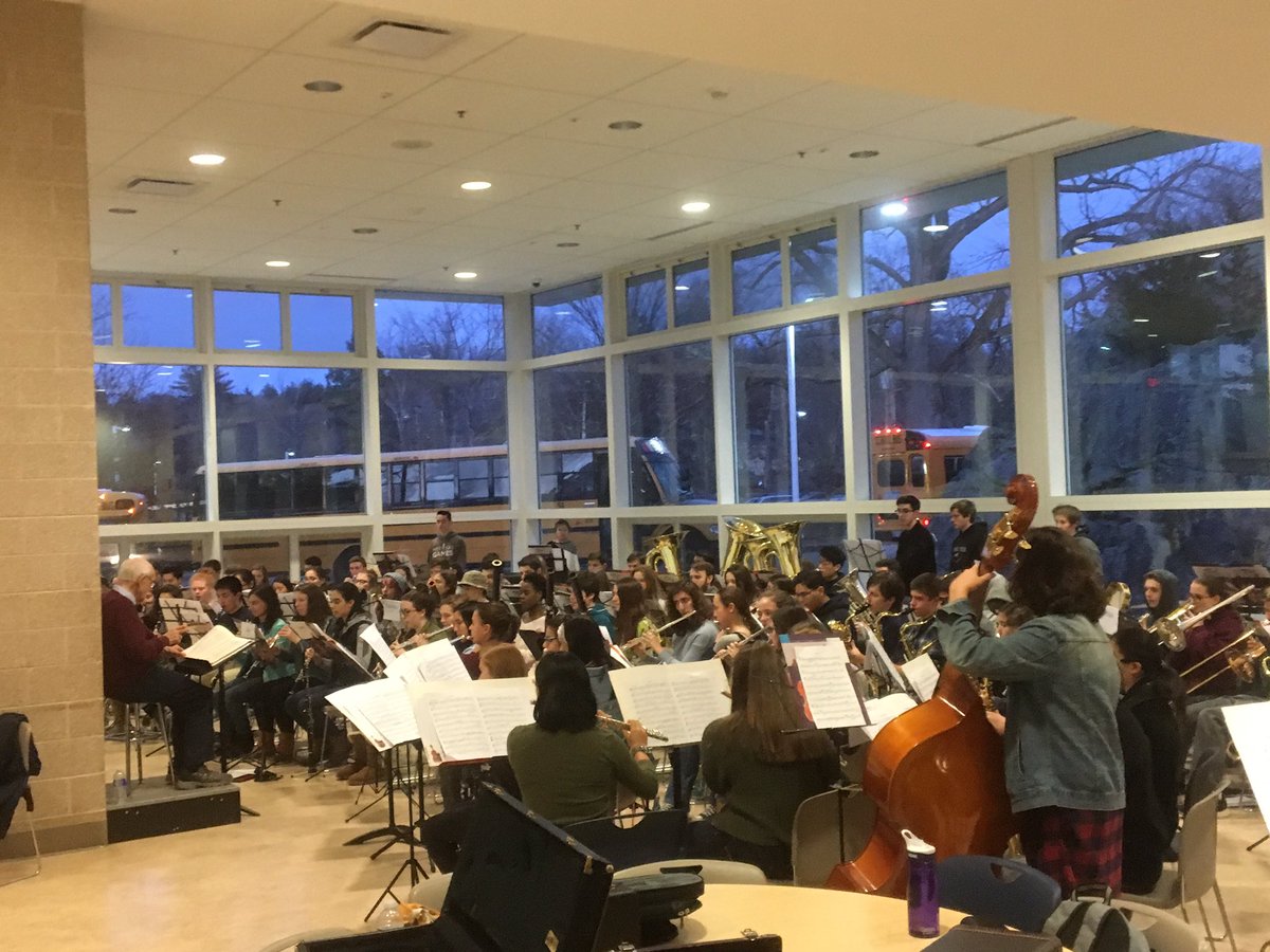 MattKnippel's tweet photo. SE Districts Band and our own Jacqui Pesa working with the legendary conductor Frank Battisti #Lancers #SEDistricts #SEMMEA #NortonHSMusic https://t.co/jfHC4Rff2D
